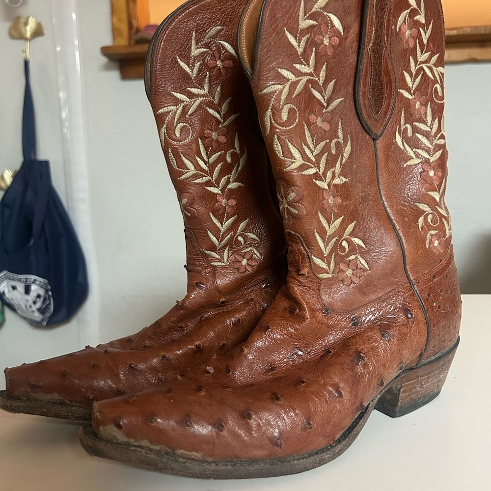 Tony Lama Ostrich Cowgirl Boots with Cream Embroidery